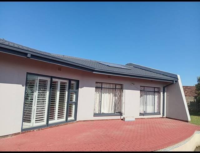 3 BEDROOM HOUSE FOR SALE IN VANDERBIJLPARK SE 6